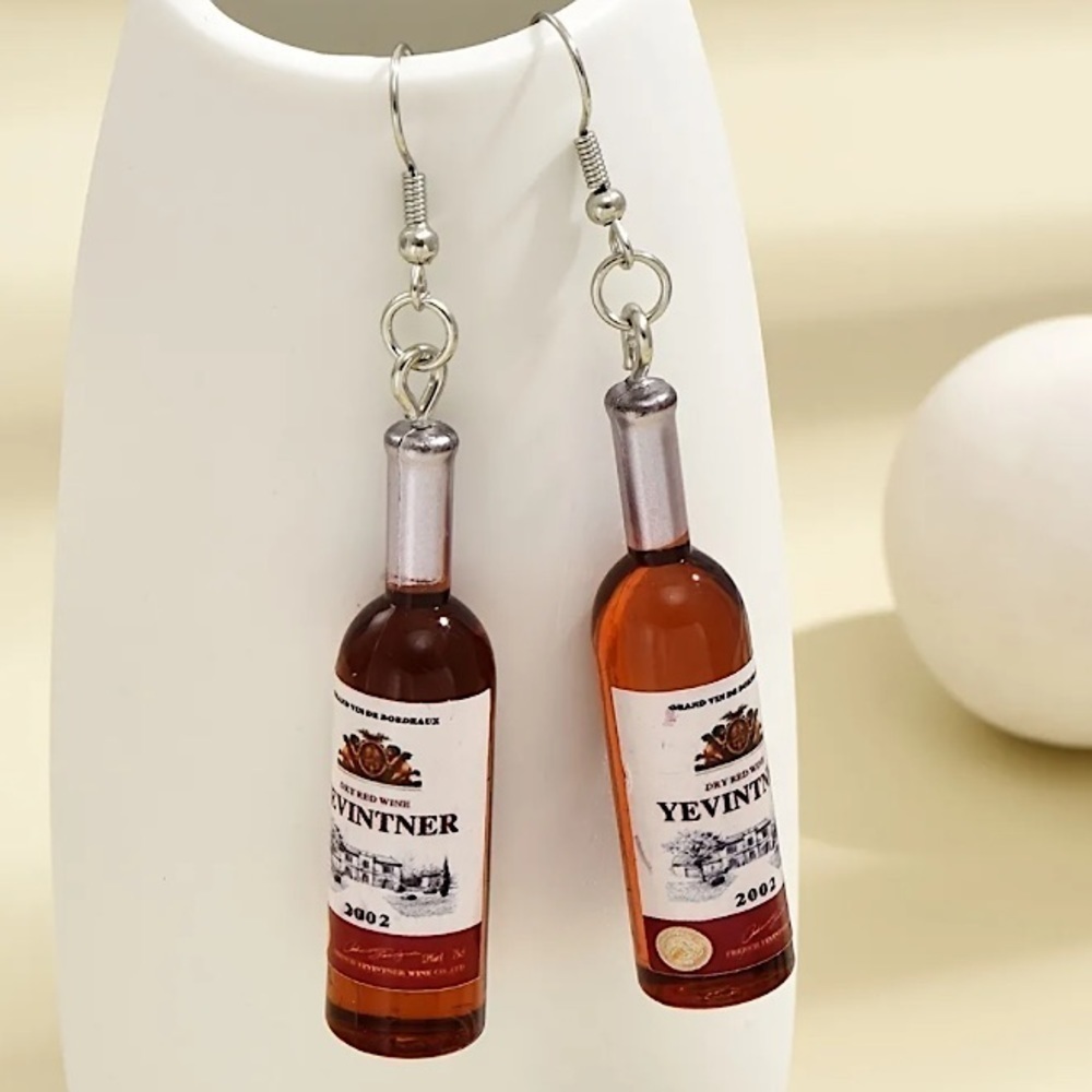 Wine Bottle Earrings 🍷